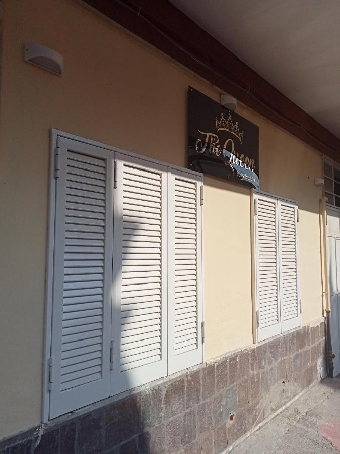 סקפאטי The Queen Bed&Breakfast מראה חיצוני תמונה